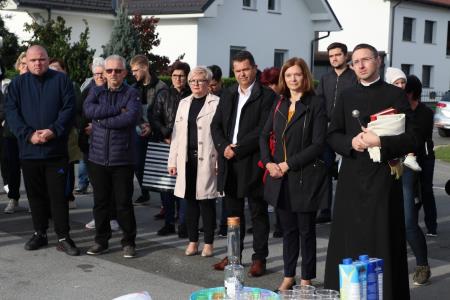 S.BISTRICA_TRGOVINA6